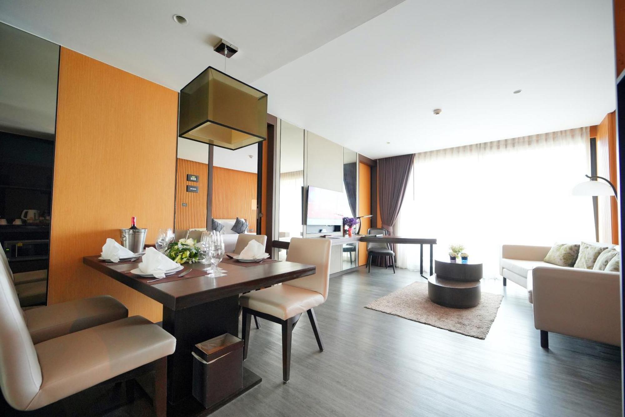 The Siamese Hotel Pattaya By Pcl Exterior photo