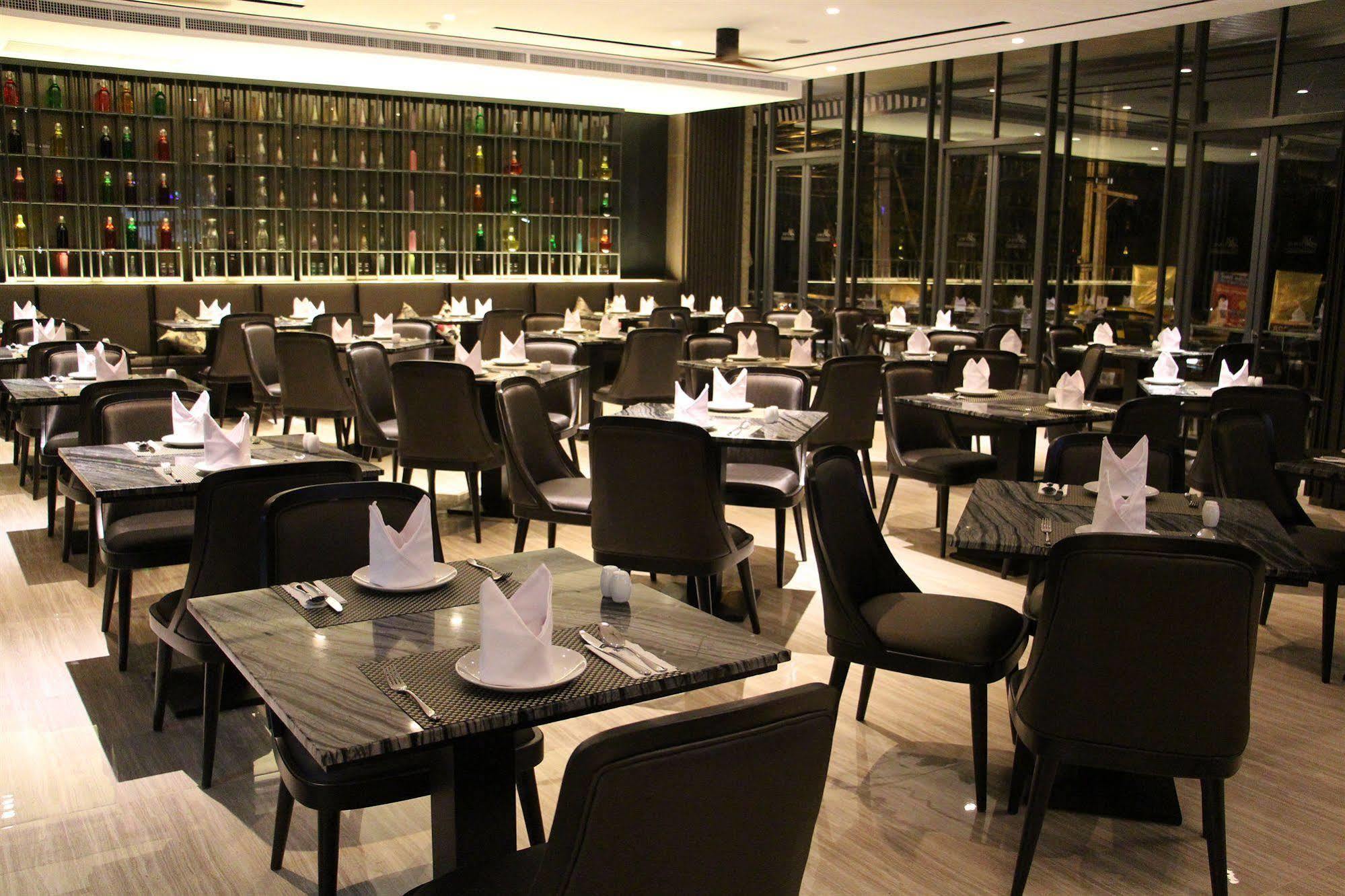 The Siamese Hotel Pattaya By Pcl Exterior photo