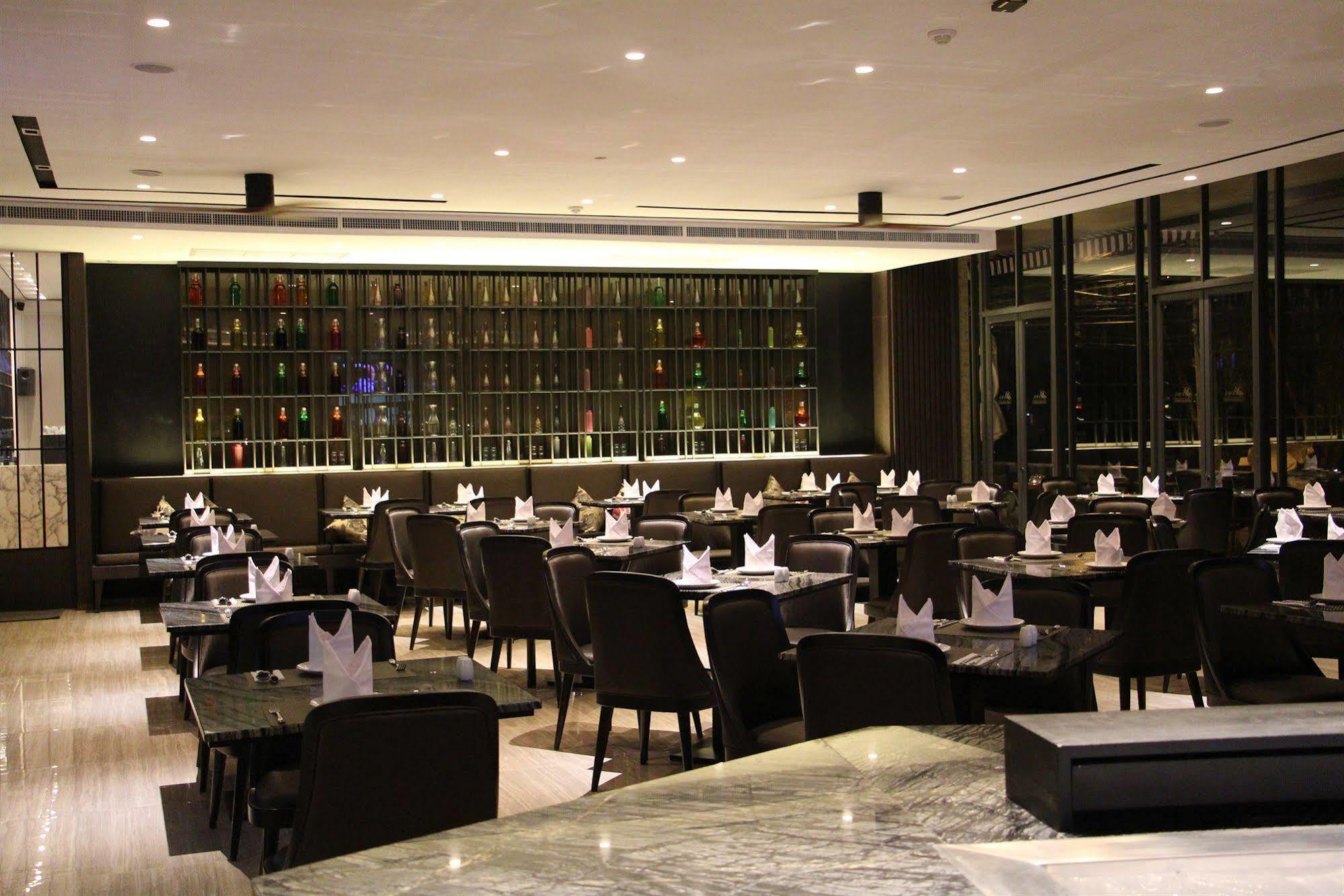 The Siamese Hotel Pattaya By Pcl Exterior photo